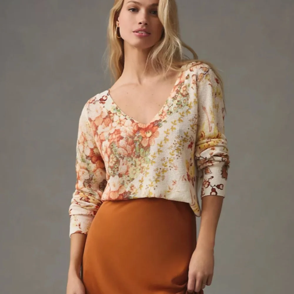 ✨ SALE Anthropologie V-Neck Sweater Floral